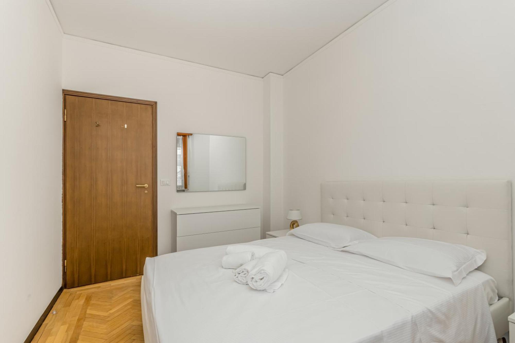 Apartment In Central Mestre With Parking! Венеция Экстерьер фото